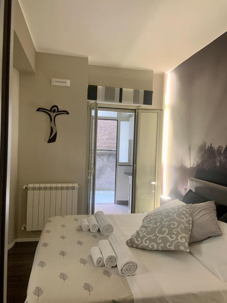 Relais Casa Via Generale Del Buono 13 Milazzo Apartamento Exterior foto